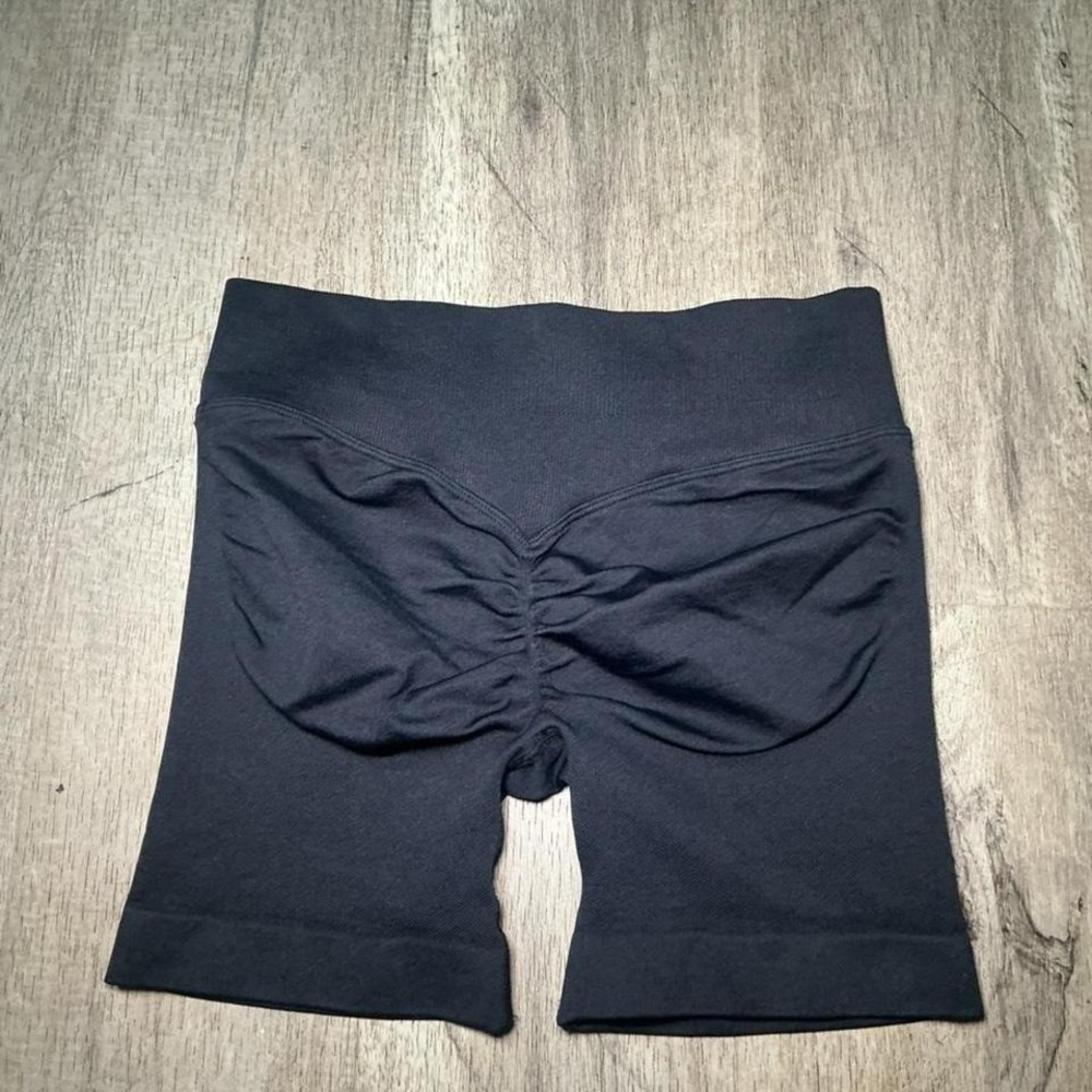 Black Seamless Bike Shorts Size XS High Waist Stretch Activewear Gym Workout - Picture 4 of 4